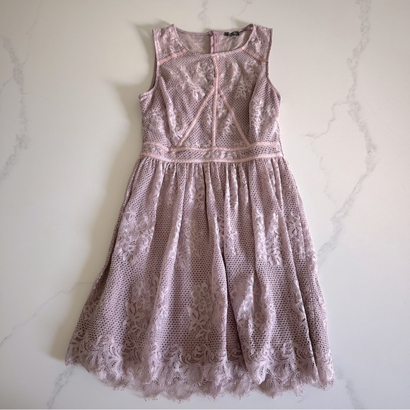 Lily Rose Dresses & Skirts - Lavender Lily Rose Dress Size Large